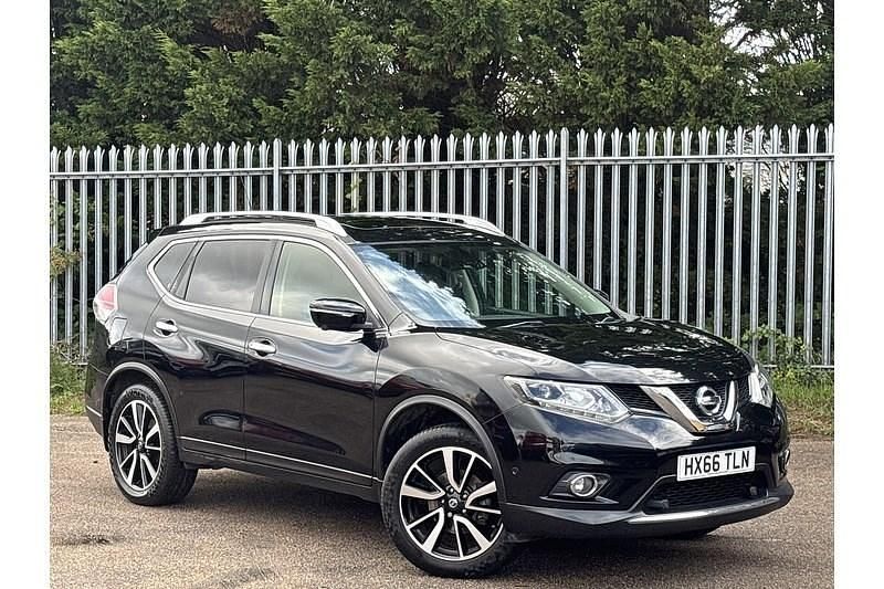 Black Used 2016 Nissan X-Trail Tekna SUV | £9,183 (Fair price) - Image 1/4