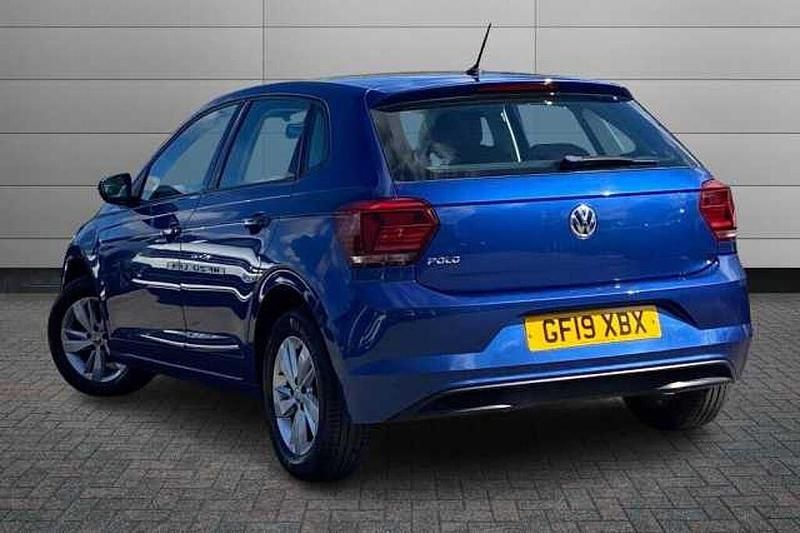 Used VW Polo SE 95 HP (69 kW) 2019 Blue Hatchback