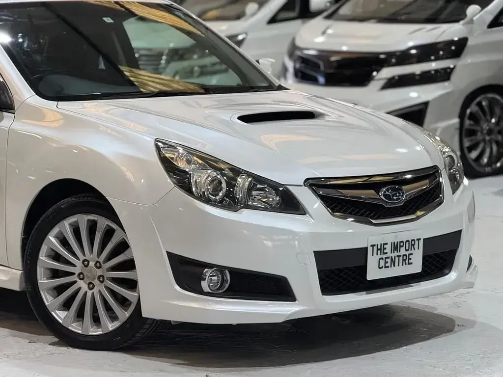 Used Subaru Legacy GT 2009 White Sedan