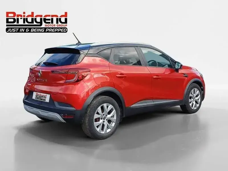 Used Renault Captur Iconic 100 HP (73 kW) 2020 Red/black SUV