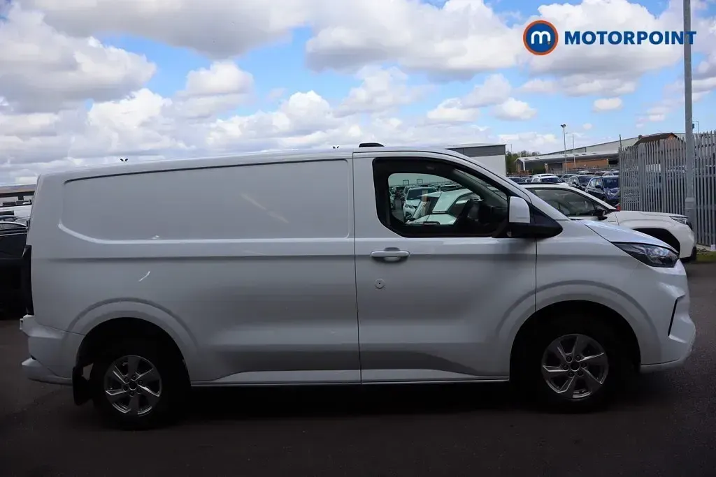 Usado Ford Transit Custom Limited 136 CV (100 kW) 2024 Blanco Van