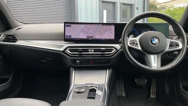 Used BMW 320 M Sport 184 HP (135 kW) 2023 White Sedan