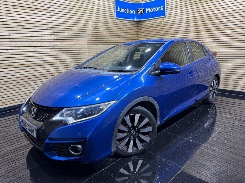 Blue Used 2015 Honda Civic SE Plus Hatchback | £8,590 (Fair price) - Image 1/4