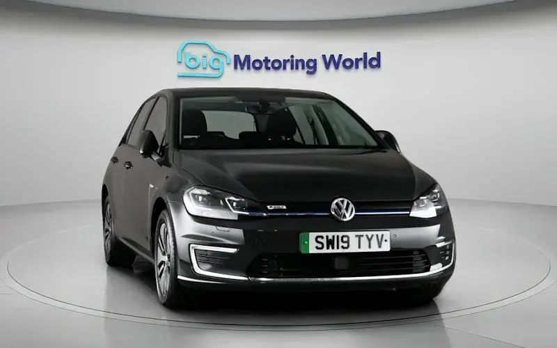 Used VW e-Golf 100 kW (136 HP) 2019 Grey Hatchback