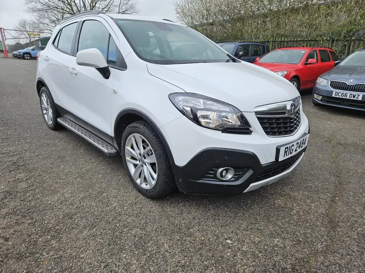 Used Vauxhall Mokka 2016 White SUV