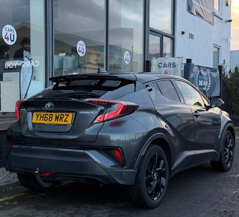 Used Toyota C-HR 122 HP (89 kW) 2018 Grey SUV