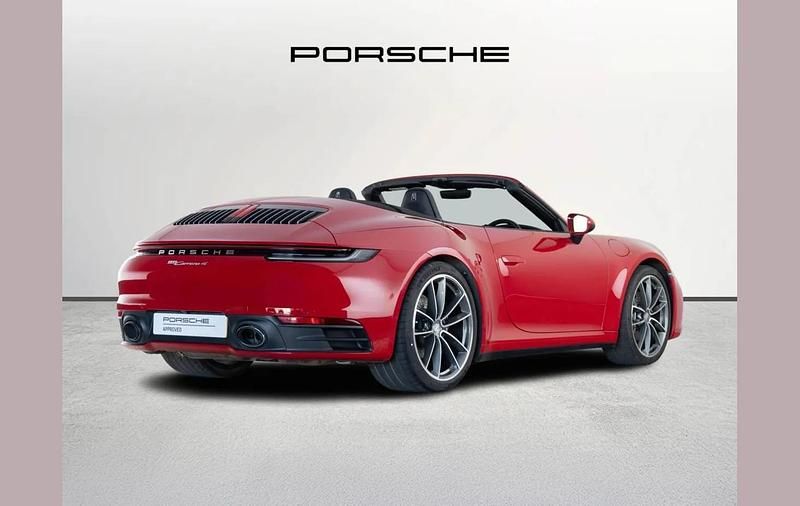 Used Porsche 911 379 HP (278 kW) 2023 Red Cabriolet