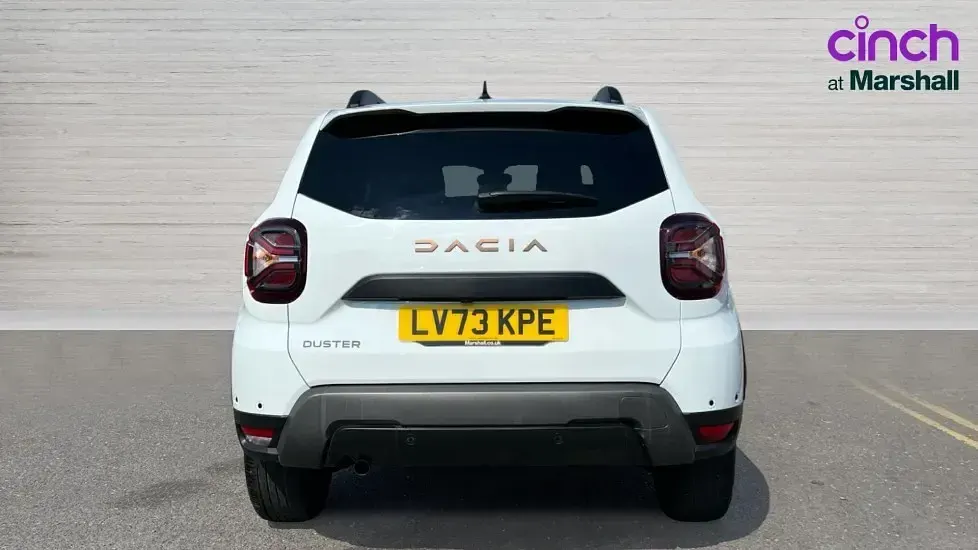 Used Dacia Duster Extreme 129 HP (94 kW) 2023 White SUV