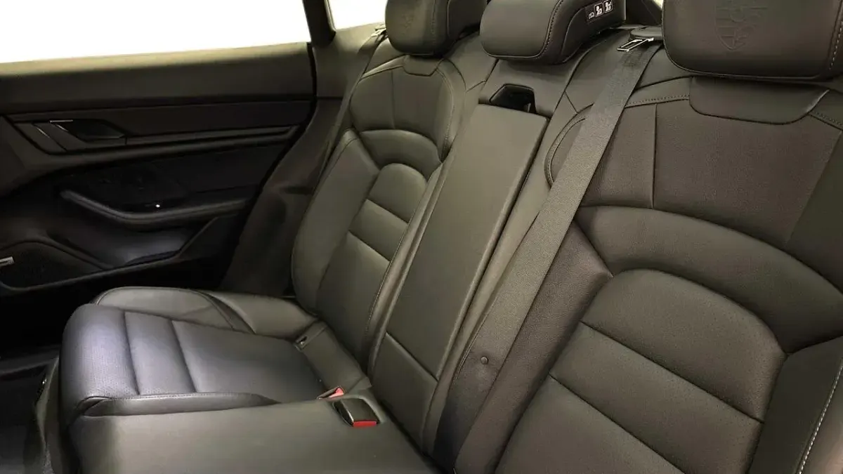 Used Porsche Taycan Performance Package 350 kW (476 HP) 2022 Blue Estate