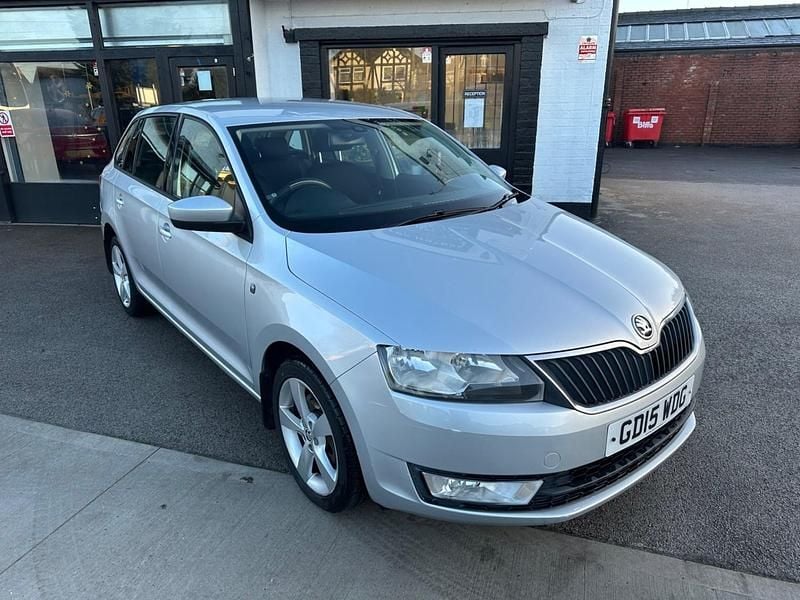 Silver Used 2015 Skoda Rapid SE Hatchback | £3,295 (Fair price) - Image 1/4