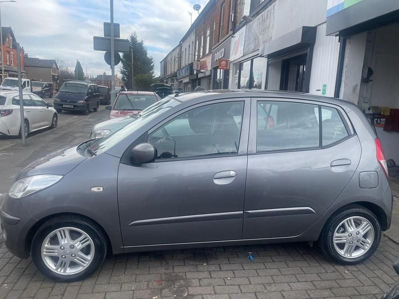 Used Hyundai i10 Edition 67 HP (49 kW) 2010 Grey Hatchback
