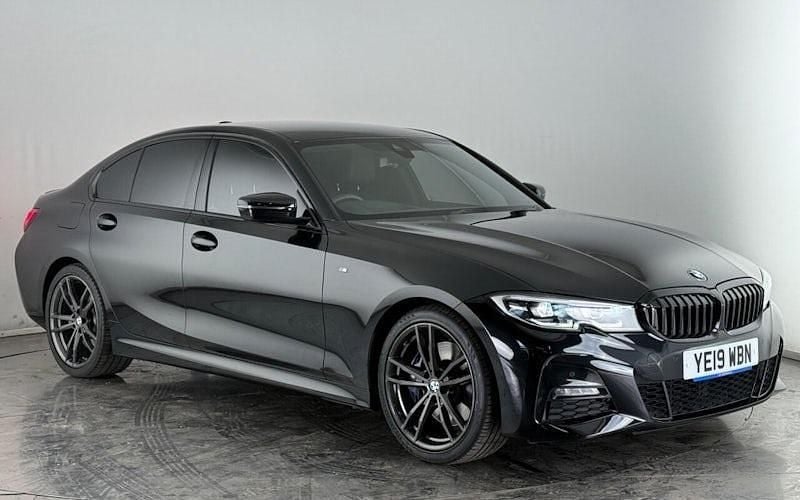 Used 2022 BMW 330 M Sport Sedan | £23,900 (Good price) - Image 1/3