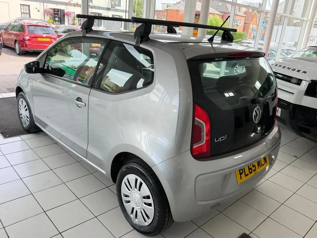 Used VW up! move up! 59 HP (43 kW) 2016 Silver Hatchback