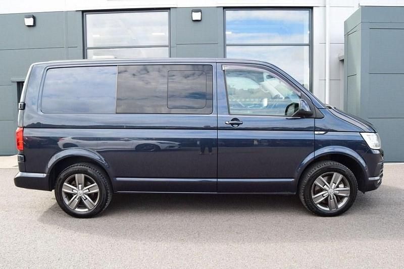 Used VW T6 Highline 150 HP (110 kW) 2017 Blue Van