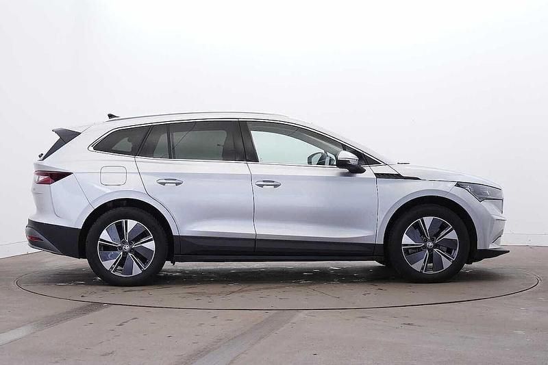 Used Skoda Enyaq iV 154 kW (210 HP) 2024 Brilliant silver metallic SUV