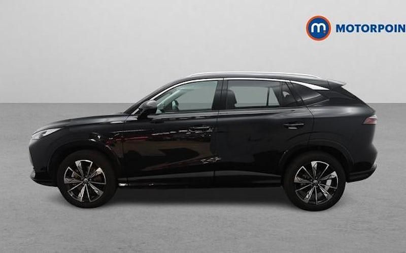 Begagnad MG HS SE 224 HK (164 kW) 2025 Svart SUV
