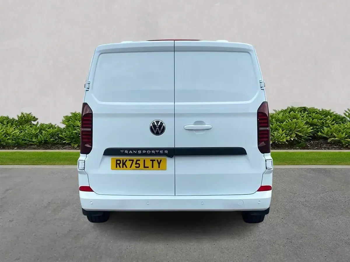 Used VW T7 S 150 HP (110 kW) 2025 White Van