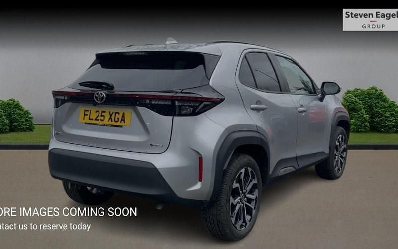 Used Toyota Yaris Hybrid Design 116 HP (85 kW) 2026 Estate