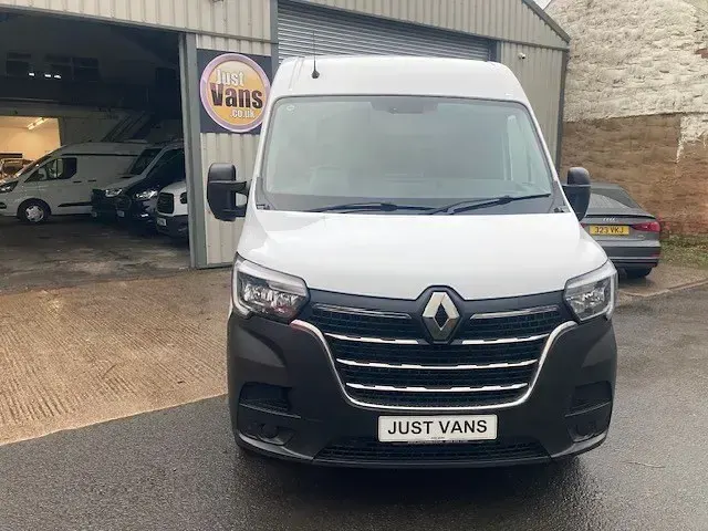 Usado Renault Master Business 2023 Branco Monovolume