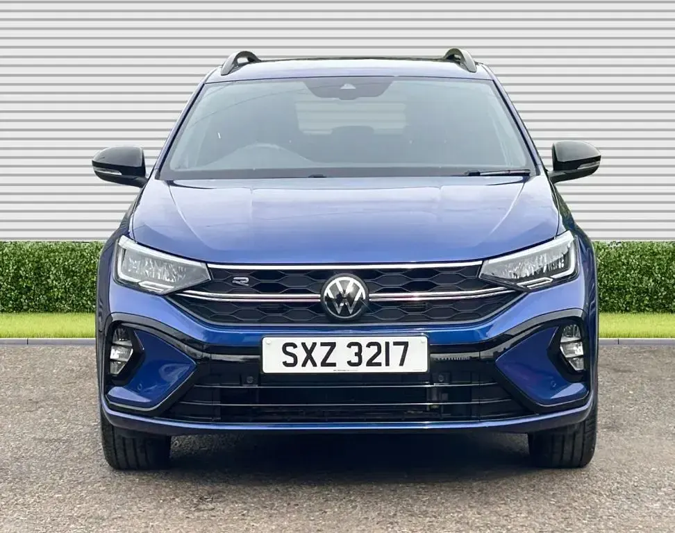 Used VW Taigo R-line 110 HP (80 kW) 2023 Reef blue SUV