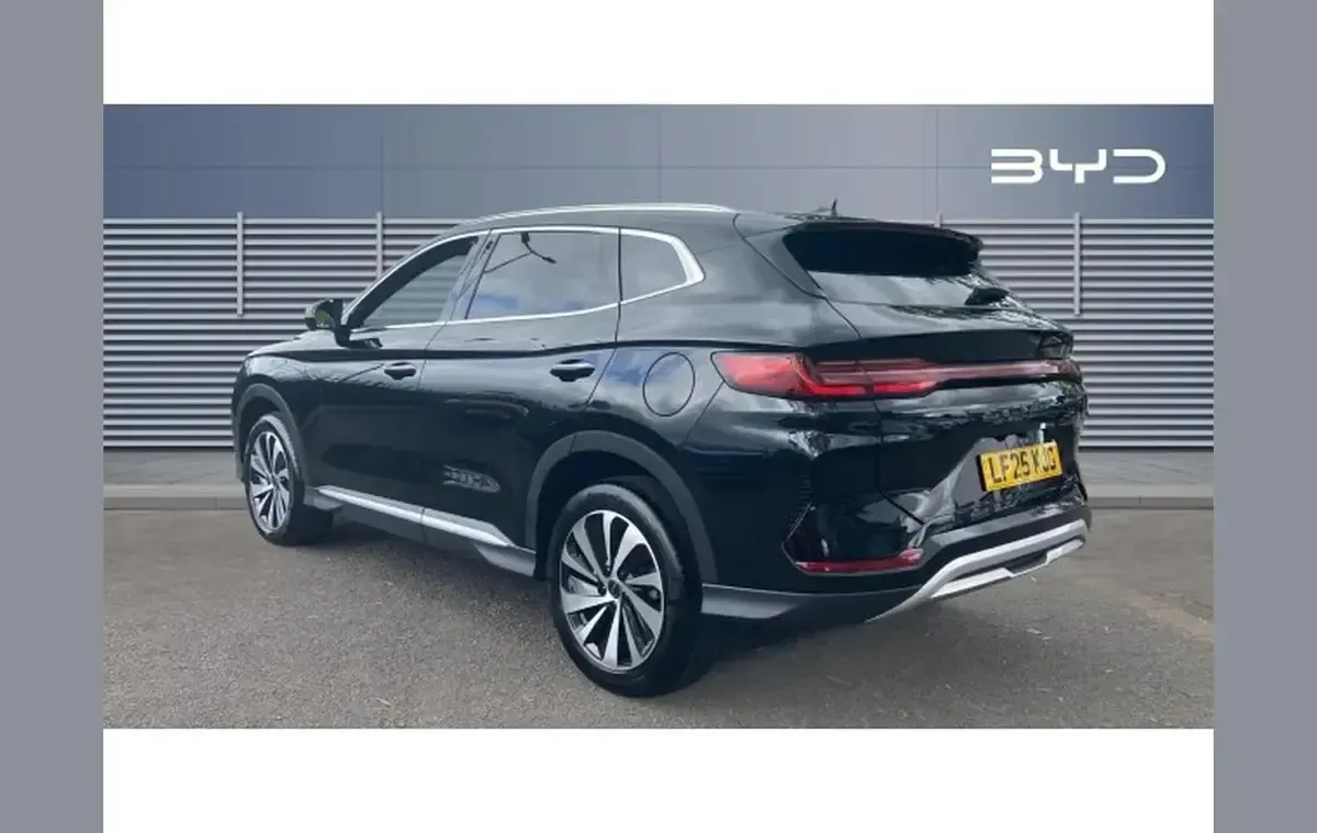Used BYD Seal U Comfort 218 HP (160 kW) 2025 Black SUV