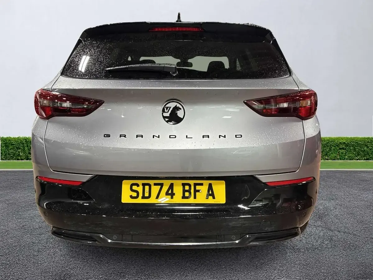 Used Vauxhall Grandland X Ultimate 130 HP (95 kW) 2024 Grey SUV