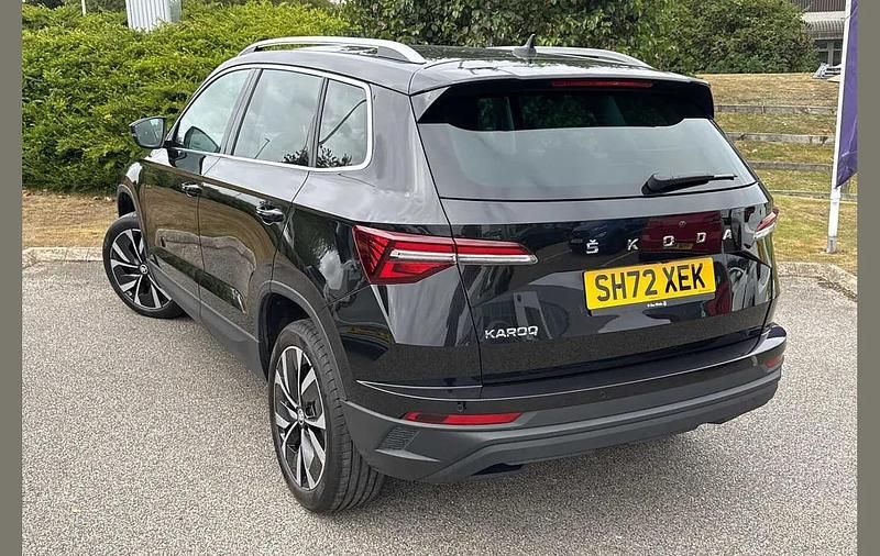 Used Skoda Karoq SE L 147 HP (108 kW) 2023 Black magic pearl effect SUV