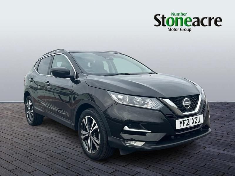Black Used 2021 Nissan Qashqai N-Connecta SUV | £16,995 (Fair price) - Image 1/4