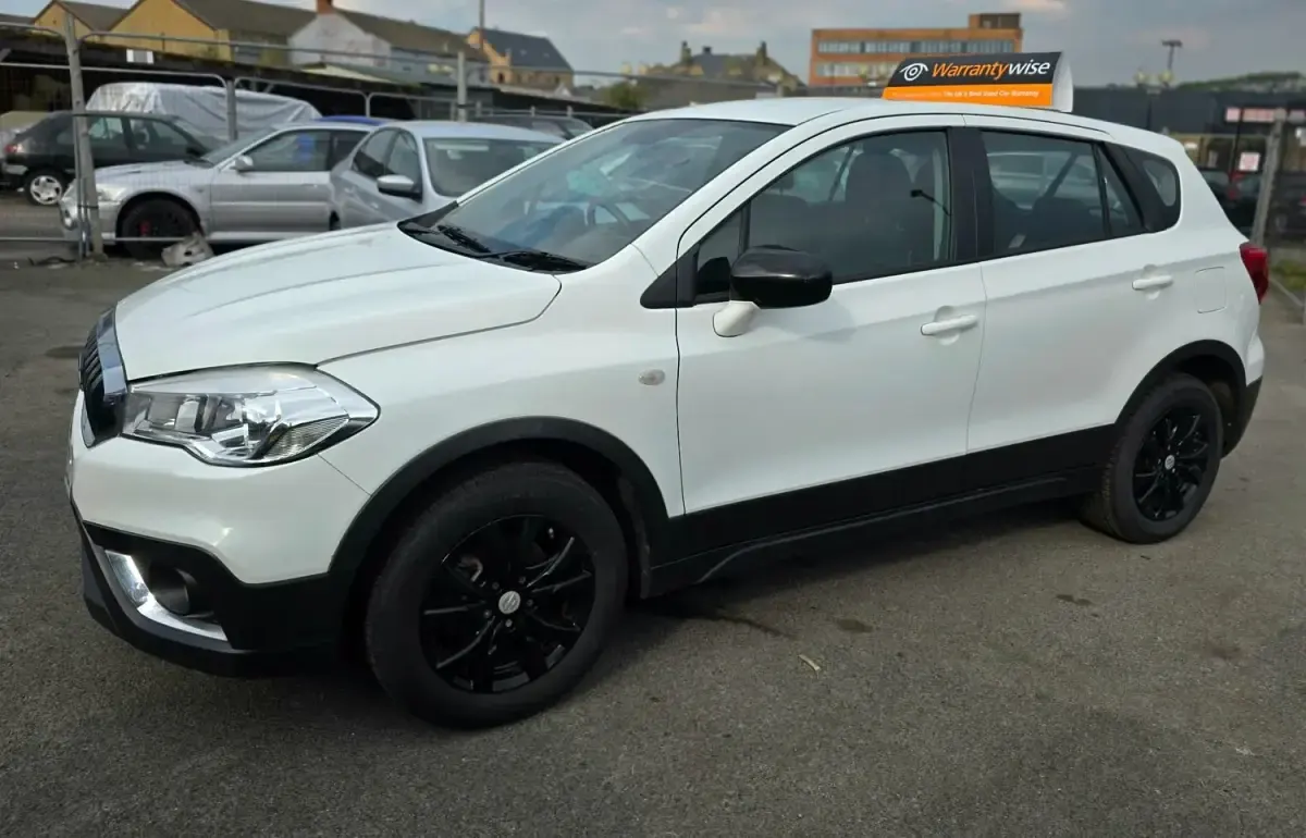 Usado Suzuki SX4 SZ4 2016 Blanco Utilitario