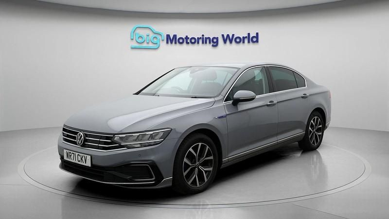 Used VW Passat GTE 215 HP (158 kW) 2021 Grey Sedan