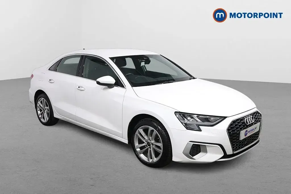 Usado Audi A3 Sport 150 HP (110 kW) 2023 Sedan