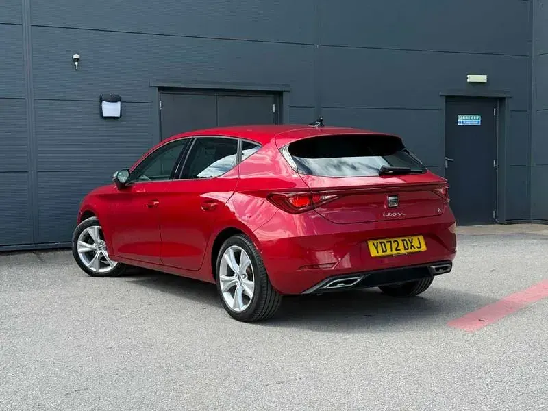 Usata Seat Leon FR 2022 Rosso Utilitaria