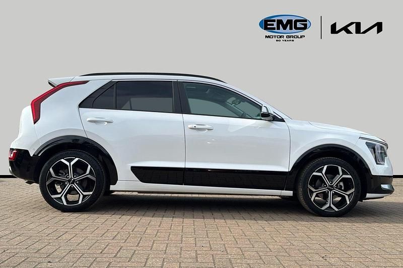 Used Kia Niro 127 HP (93 kW) 2025 White SUV