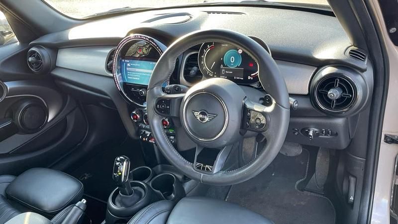 Used Mini Cooper S Exclusive 178 HP (130 kW) 2023 Grey Hatchback