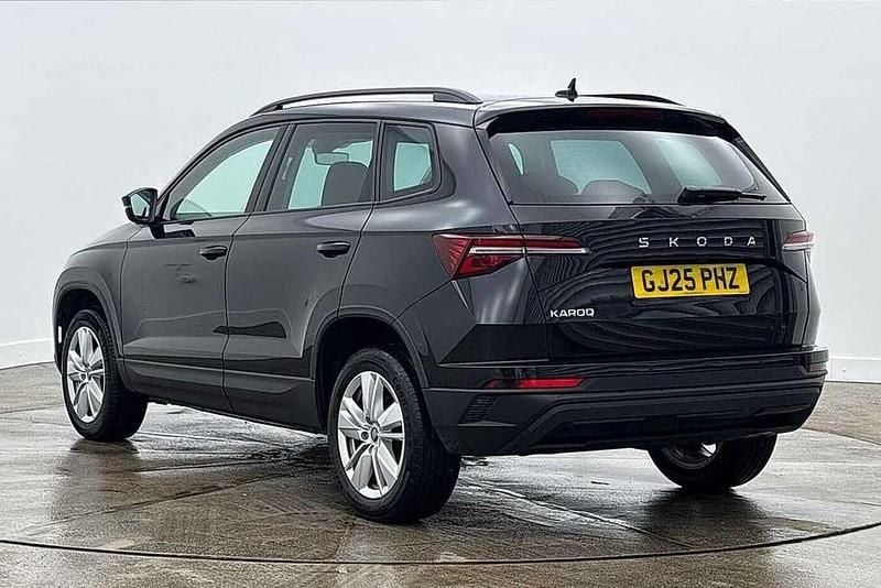Used Skoda Karoq SE 113 HP (83 kW) 2025 Black magic pearl effect SUV