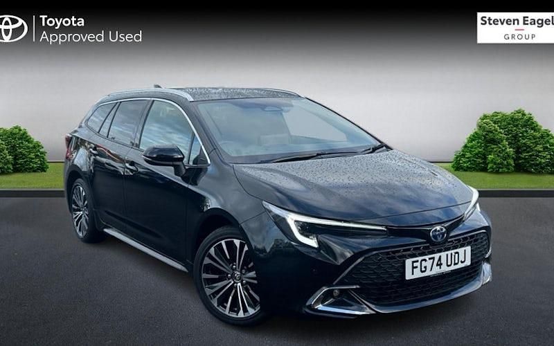 Used 2025 Toyota Corolla Design Estate | £25,233 (Fair price) - Image 1/4
