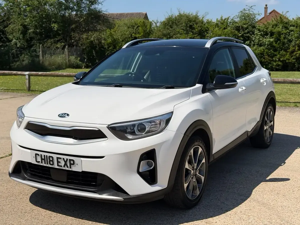 Used Kia Stonic First Edition 118 HP (86 kW) 2018 White SUV