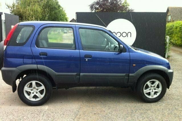 Used Daihatsu Terios 85 HP (62 kW) 2003 SUV