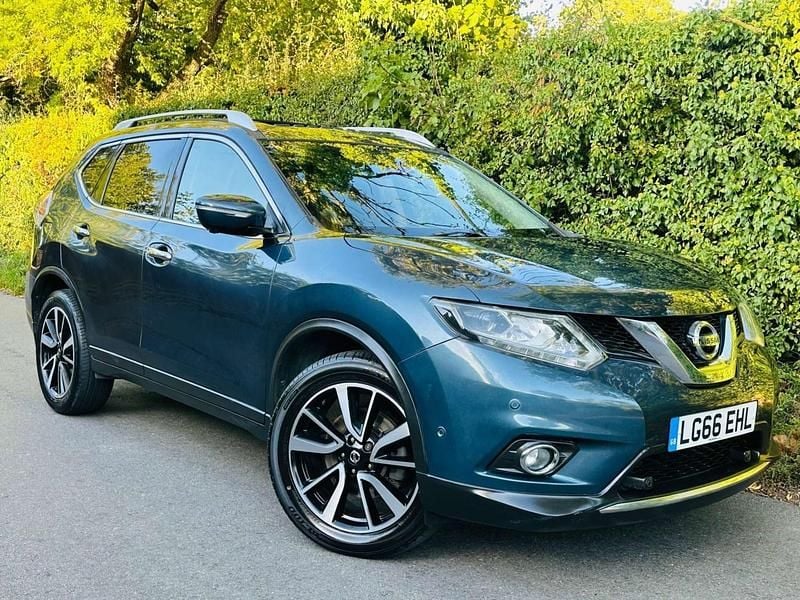 Blue Used 2016 Nissan X-Trail Tekna SUV | £10,889 (Fair price) - Image 1/4