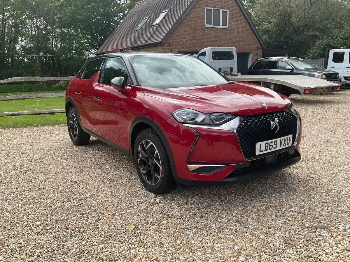 Used DS Automobiles DS3 Prestige 2019 Red MPV