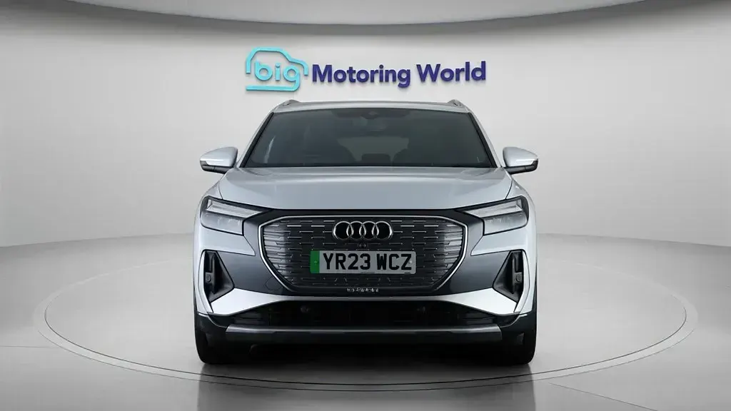 Usado Audi Q4 e-tron S-Line 125 kW (170 HP) 2023 SUV