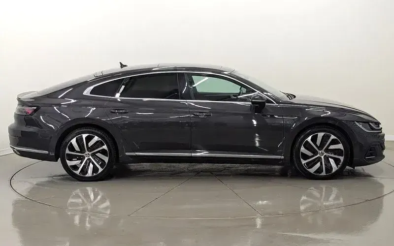 Used VW Arteon R-line 190 HP (139 kW) 2024 Estate