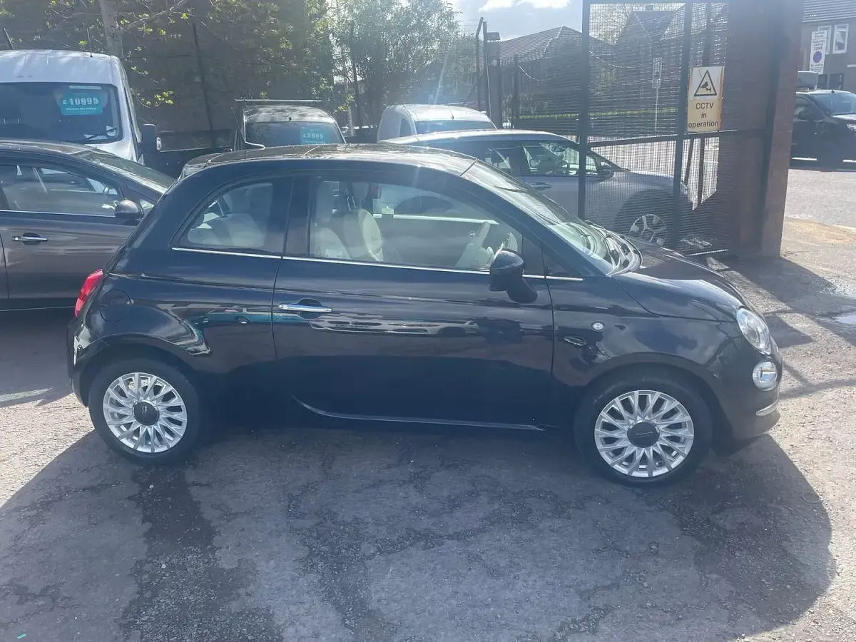 Used Fiat 500 Lounge 69 HP (50 kW) 2017 Black Hatchback