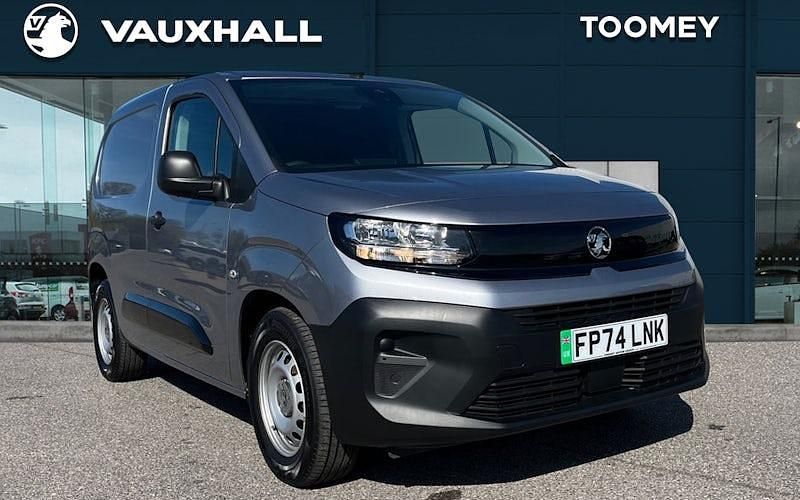 Used Vauxhall Combo 100 kW (136 HP) 2025 MPV