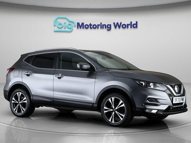 Grey Used 2020 Nissan Qashqai N-Connecta SUV | £12,900 (Good price) - Image 1/4