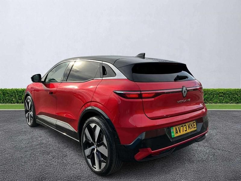 Used Renault Megane E-Tech Techno 160 kW (218 HP) 2023 Red/black Hatchback