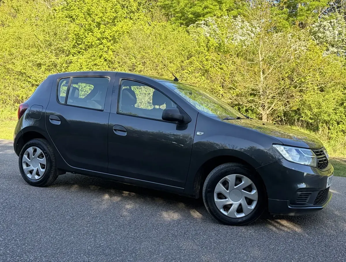 Used Dacia Sandero Ambiance 2018 Grey Hatchback