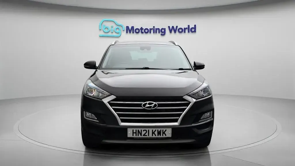 Used Hyundai Tucson SE 115 HP (84 kW) 2021 Black SUV