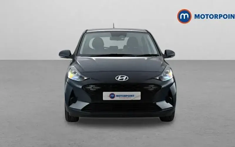 Used Hyundai i10 Advanced 63 HP (46 kW) 2025 Grey Hatchback