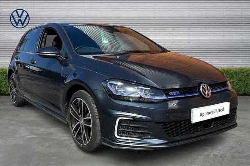 Used VW Golf VII GTE 204 HP (150 kW) 2020 Hatchback